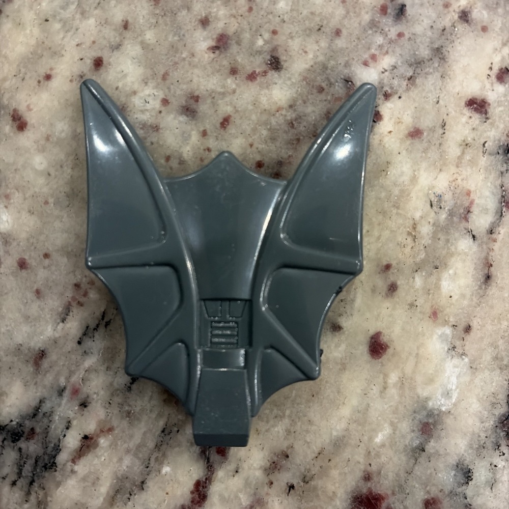 Vintage 1988 Transformers Headmaster Fangry Wing Shield Accessory Part Authentic